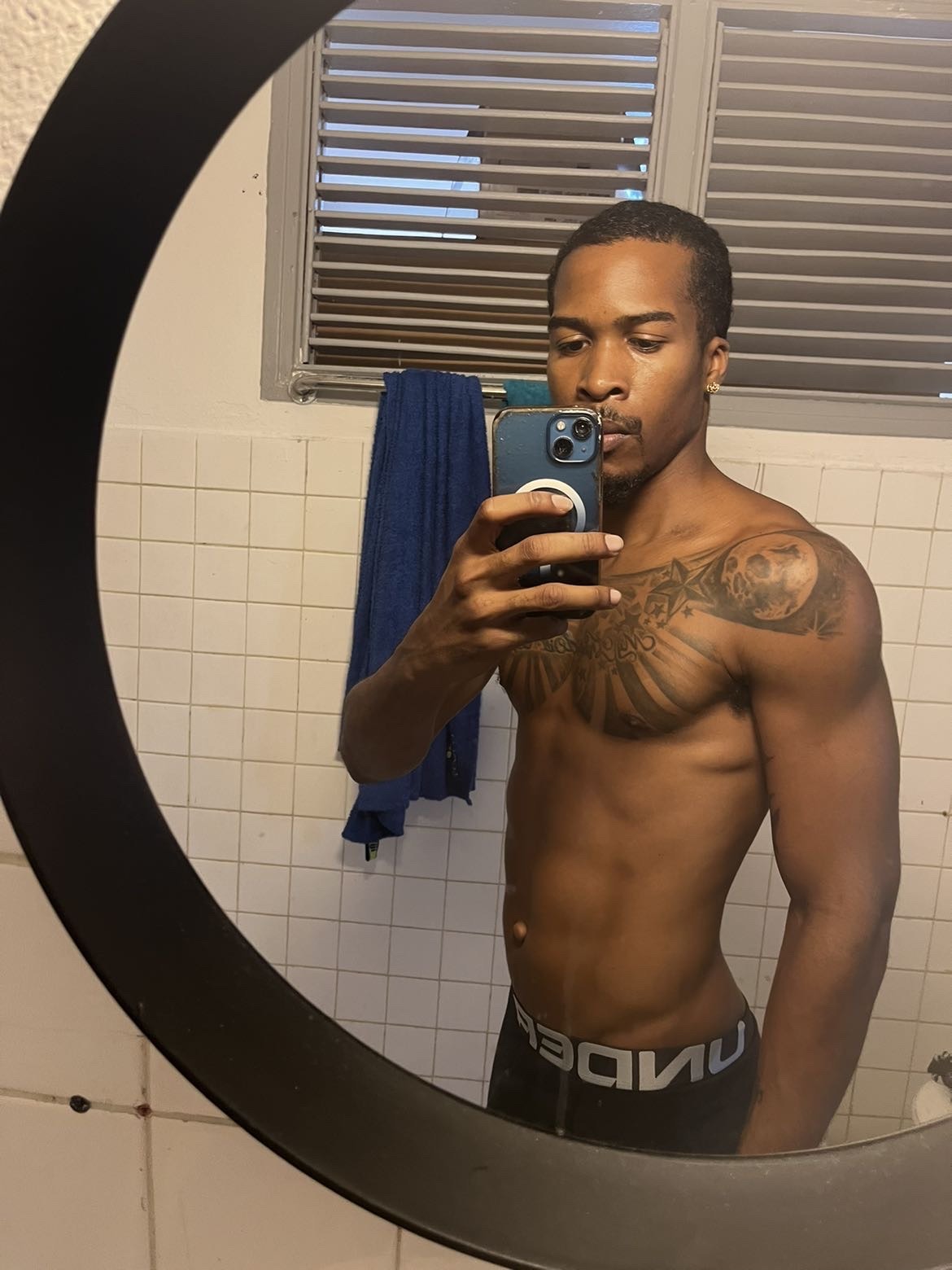 Riwann - Blois - Loir-et-Cher | Rencontre gay