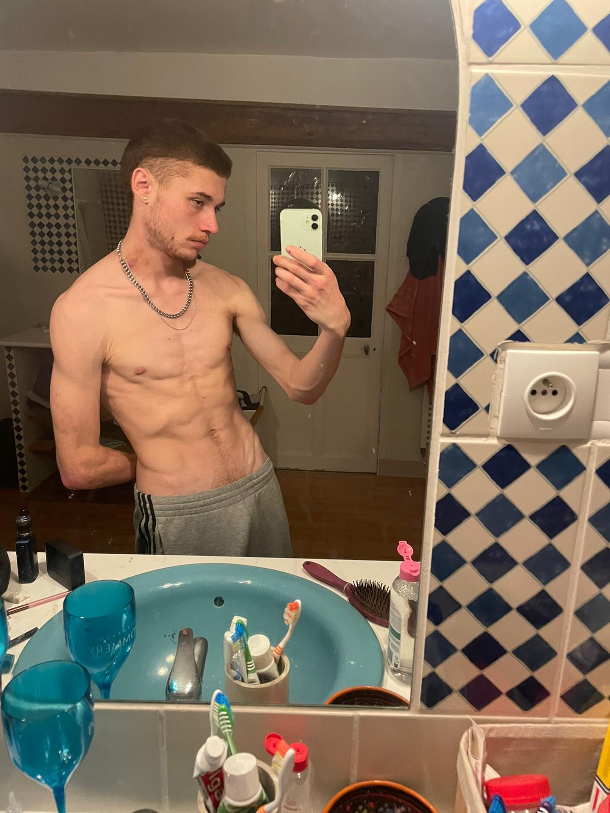 Abdessalam - LesBordes - Indre | Rencontre gay