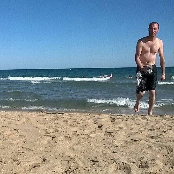 Dominik - Gellainville - Eure-et-Loir | Rencontre gay