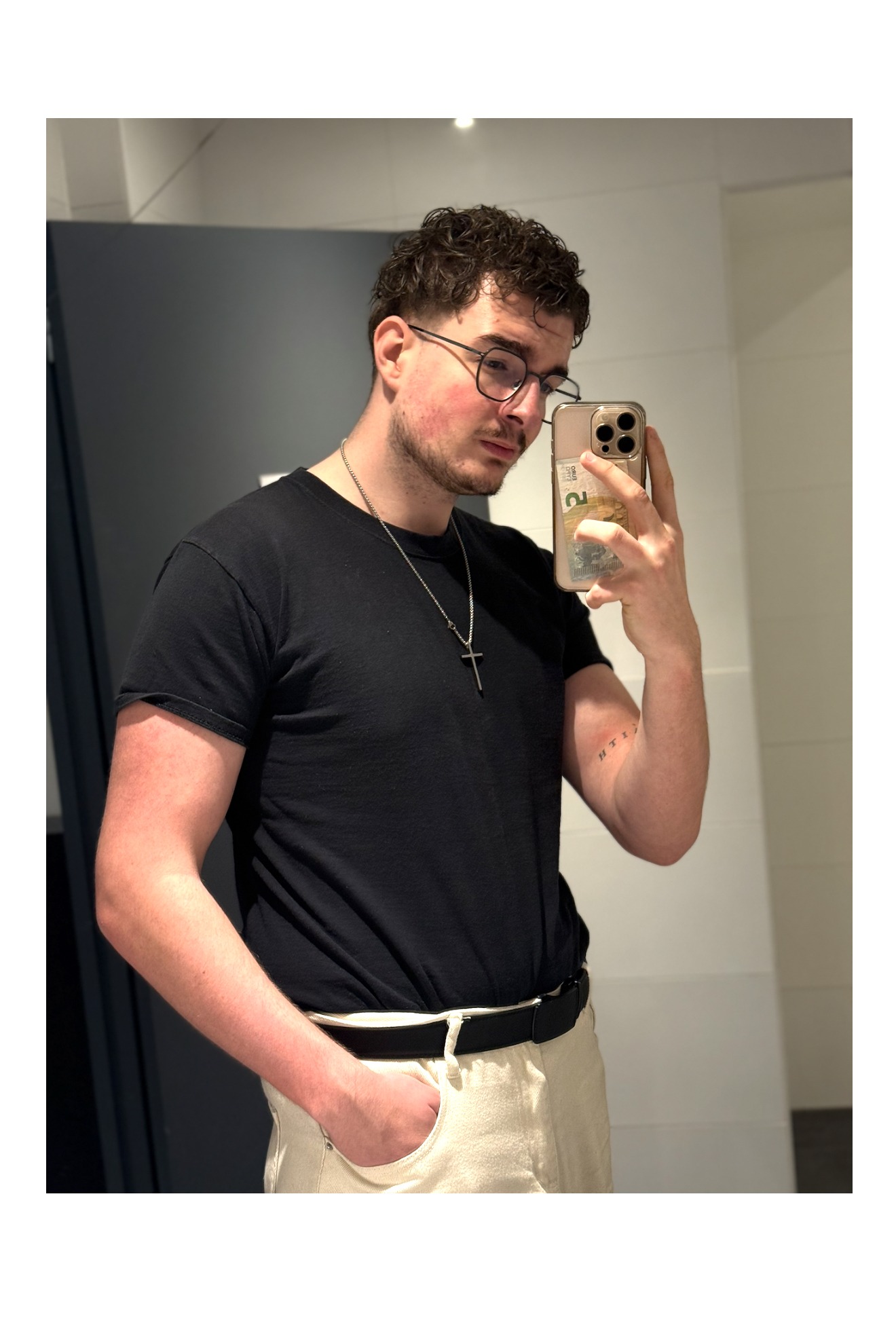 Elvin - Marcilly-sur-Vienne - Indre-et-Loire | Rencontre gay