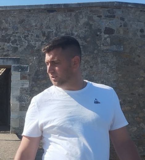 Guylan - Souesmes - Loir-et-Cher | Rencontre gay