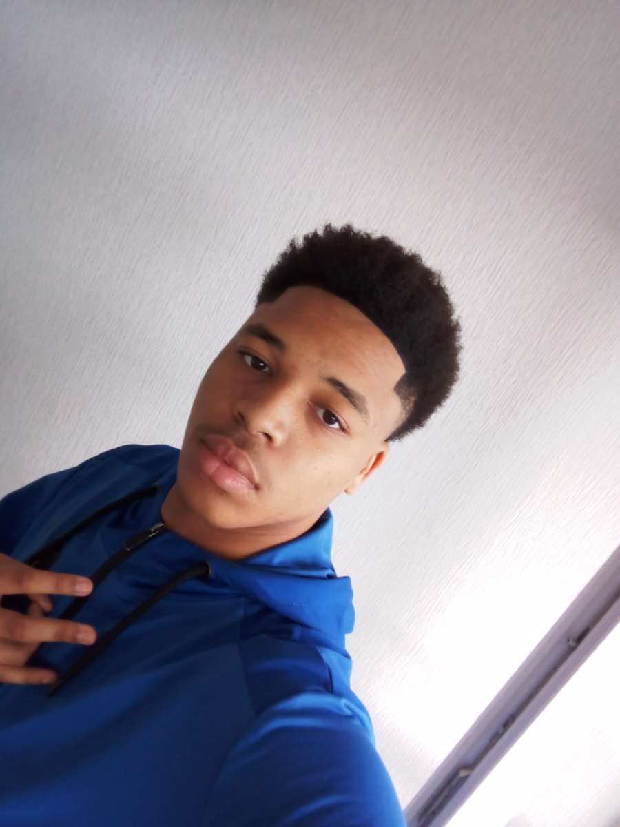 Kemuel - Gy-les-Nonains - Loiret | Rencontre gay